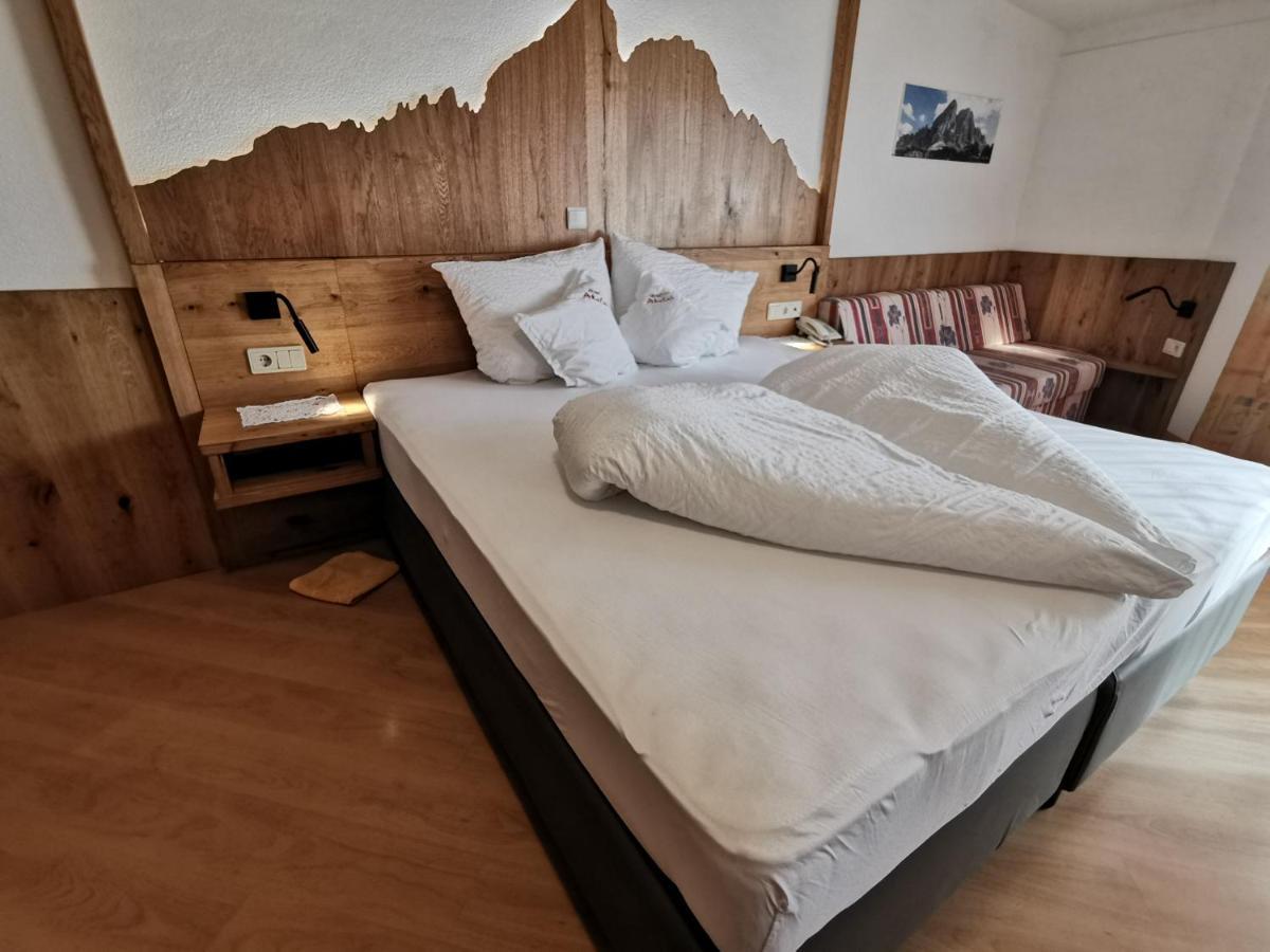 Hotel Akelei Brunico Ngoại thất bức ảnh