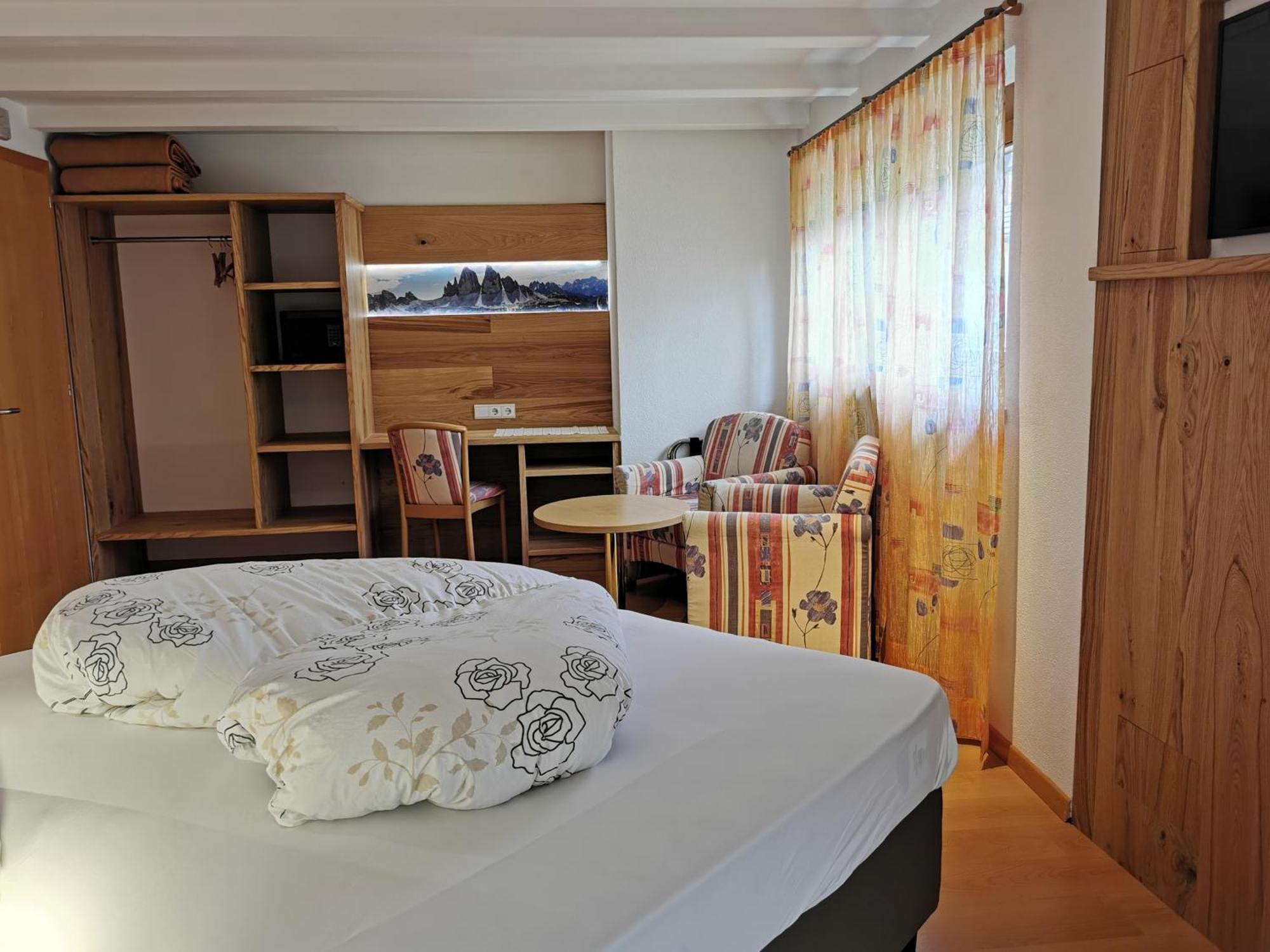 Hotel Akelei Brunico Ngoại thất bức ảnh