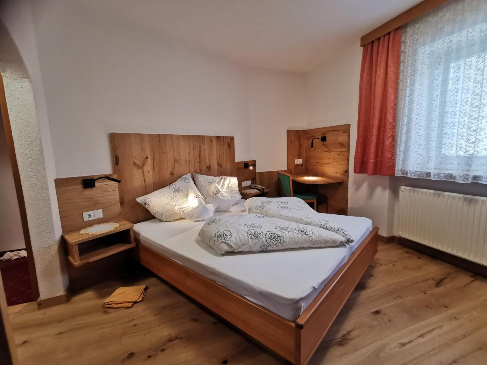 Hotel Akelei Brunico Ngoại thất bức ảnh